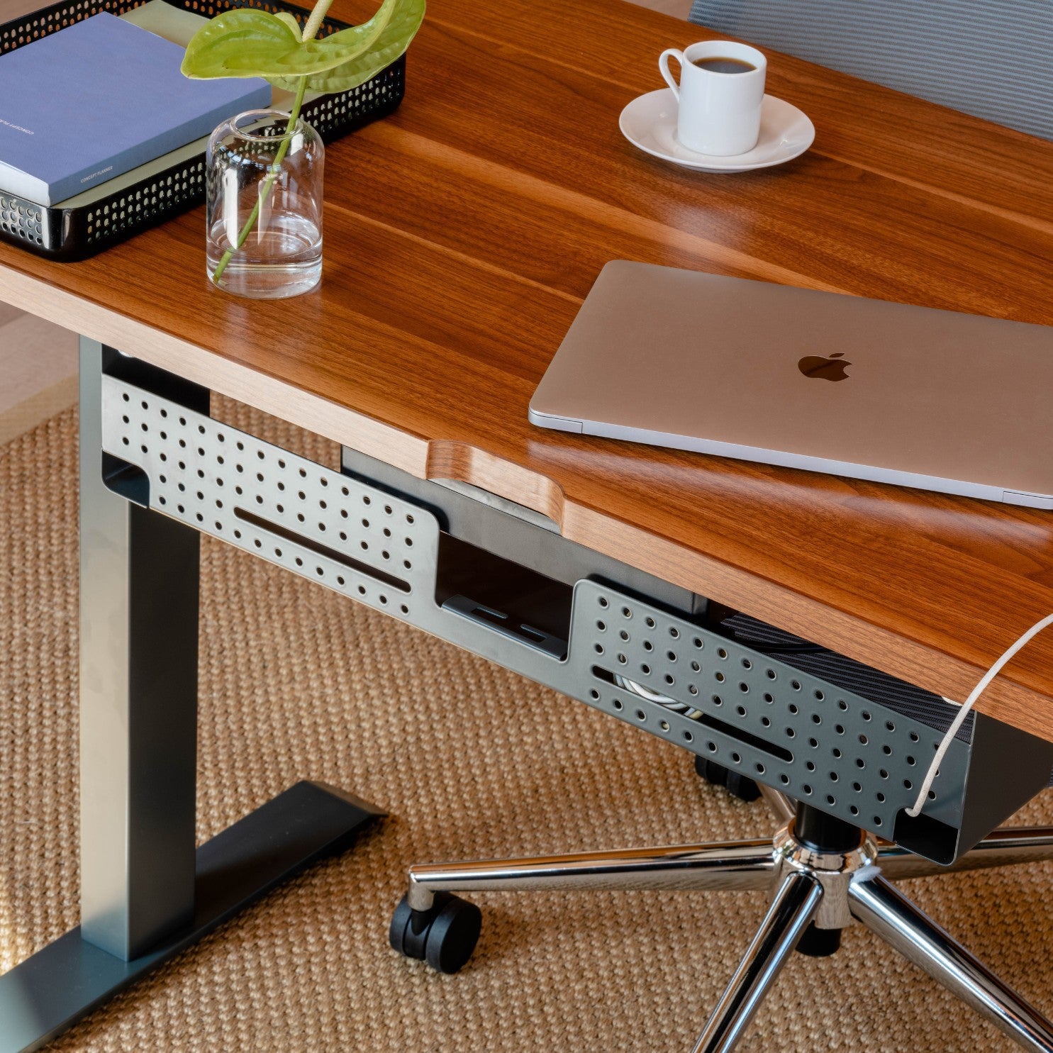 cableorganizer-charcoal Cable Organizer - Image 1