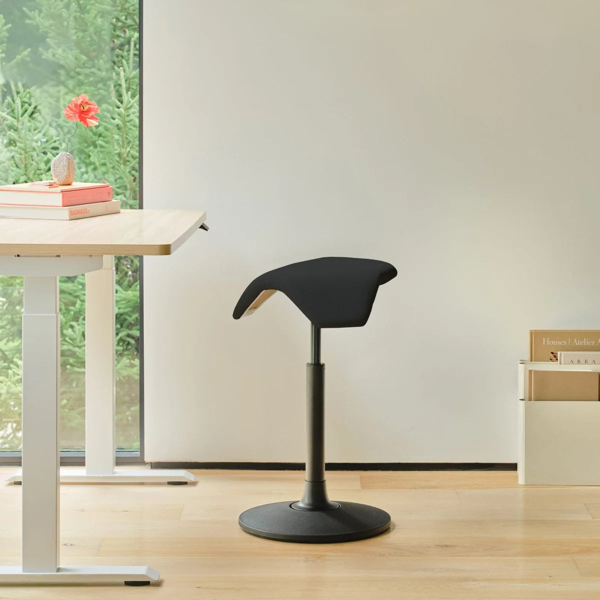 open-box-saddle-stool Open Box - Saddle Stool - Image 1